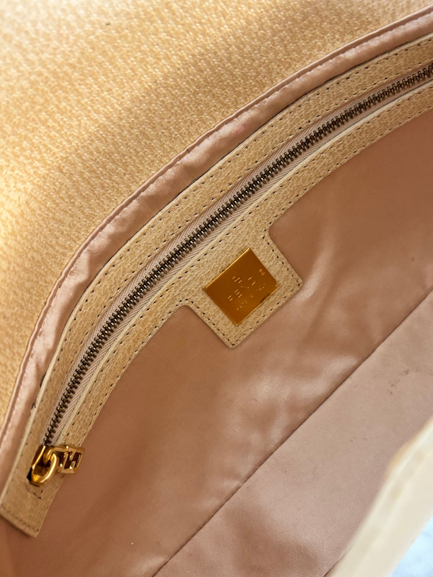 Fendi Baguette vintage