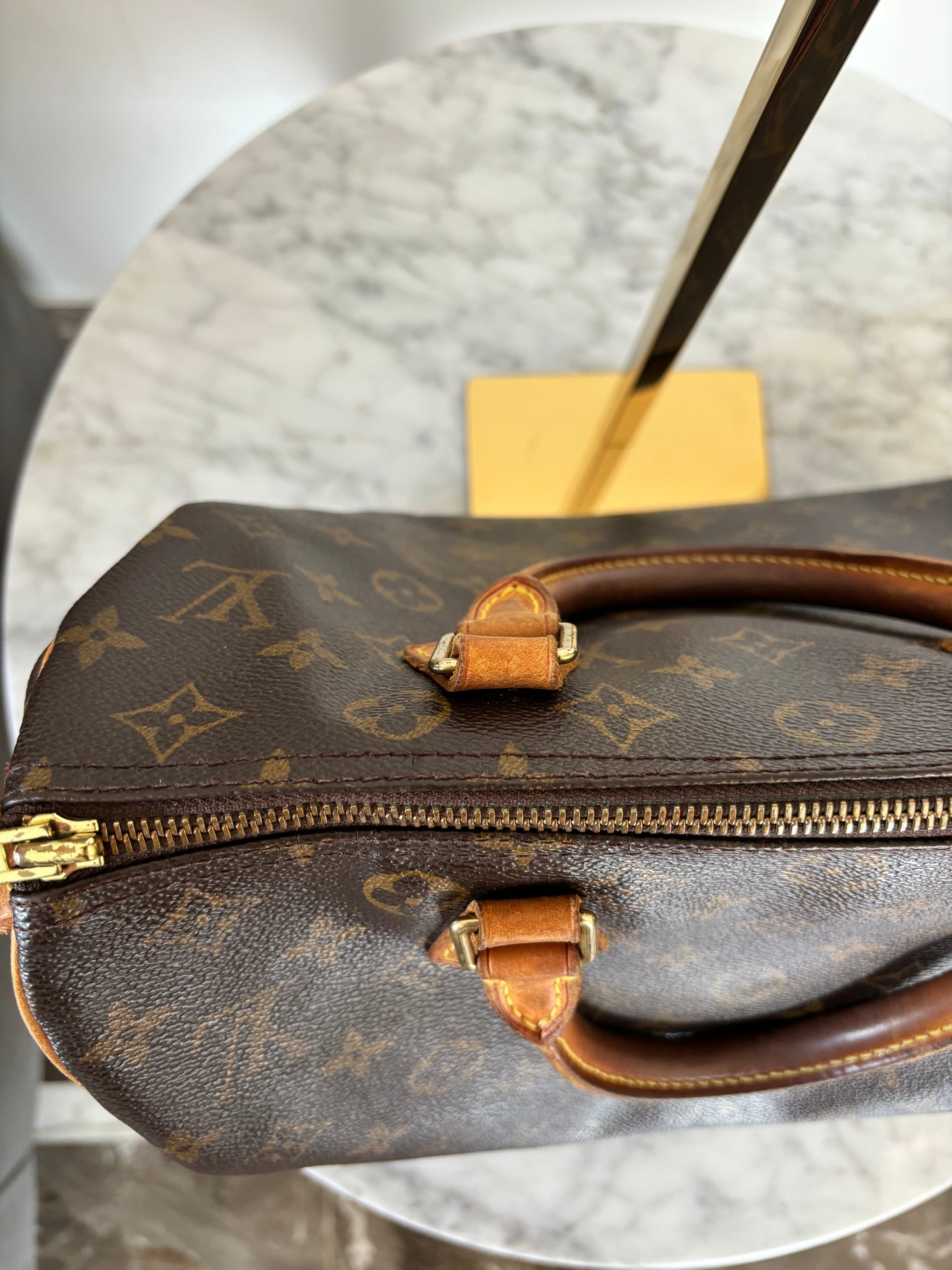 Louis Vuitton Speedy 30