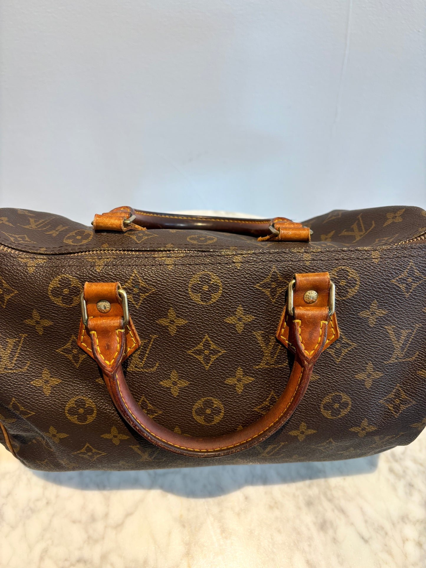 Louis Vuitton Speedy 30