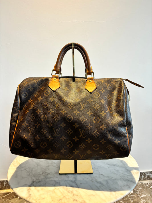 Louis Vuitton Speedy 35